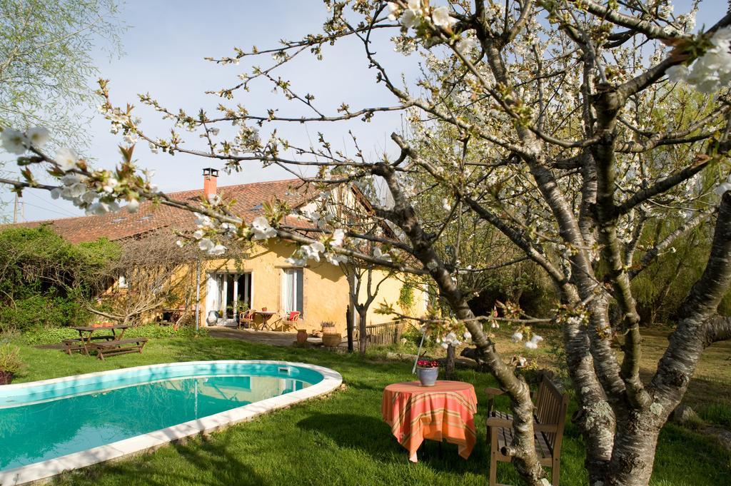 Domaine à Marmande Acomodação com café da manhã Berdoues Exterior foto